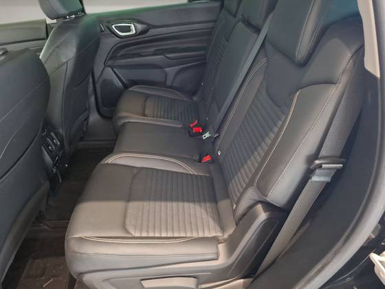 JEEP COMMANDER 1.3 T270 TURBO FLEX LONGITUDE AT6